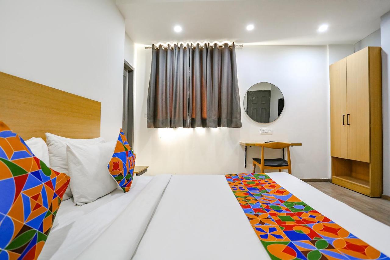 Fabhotel Vat - Meera Bagh دلهي المظهر الخارجي الصورة