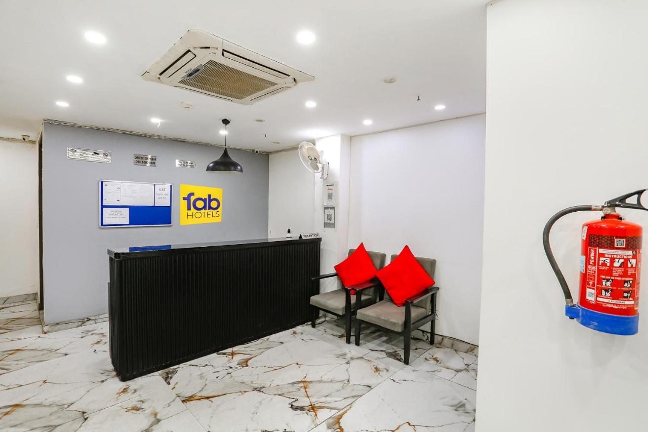 Fabhotel Vat - Meera Bagh دلهي المظهر الخارجي الصورة